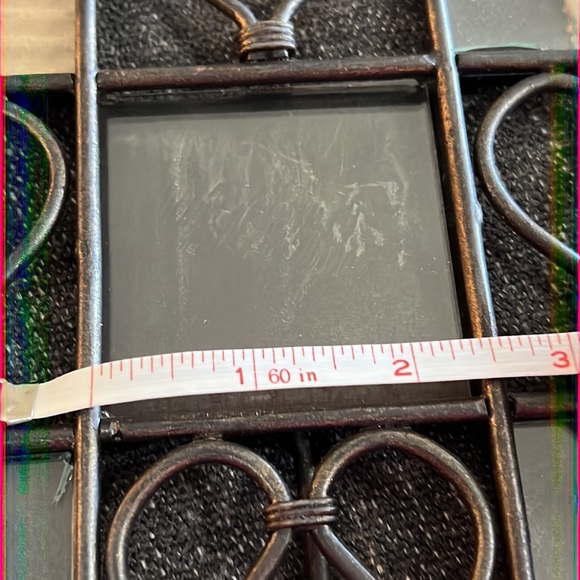 Two Rustic Heart metal frames. - Picture 8 of 10